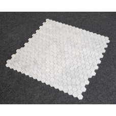 MOZAIKA BIANCO CARRARA HEXAGON MATOWA DOSTĘPNA OD RĘKI  